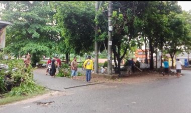 Jelang Haul Ke -19 Abah Guru Sekumpul, Warga Komplek Permata Hijau Bersihkan Lingkungan Sekitar.