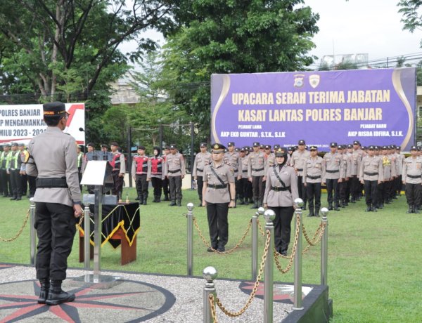 Resmi AKP Risda Idfira Gantikan Posisi AKP Eko Guntar Sebagai Kasat Lantas Polres Banjar.