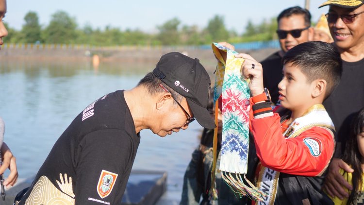 Terus Mengalir, Dukungan Untuk Model Cilik Rasydan Dalam Ajang Junior Model Internasional