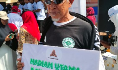 Jamaah Masjid An-Nur Raih Umroh Gratis dari Masjid Hasanuddin Madjedie