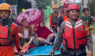 Polri Gerak Cepat Evakuasi Warga Terdampak Banjir di Sulawesi Selatan