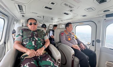 Kapolri dan Panglima TNI dan Para Menteri Pantau Jalur Mudik via Udara, Pastikan Lalu Lintas Lancar