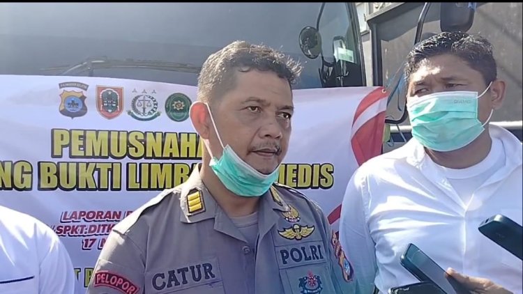 Polda Kalsel Musnahkan 322 Barang Bukti Limbah B3 Medis