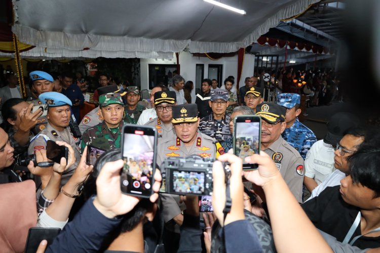 Pastikan Natal Aman, Kapolda Kalsel Lakukan Pengecekan Pengamanan Disejumlah Gereja Di Banjarmasin