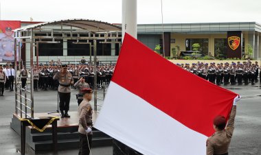 17 Personel Berprestasi Di Anugerahi Penghargaan Oleh Kapolda Kalsel