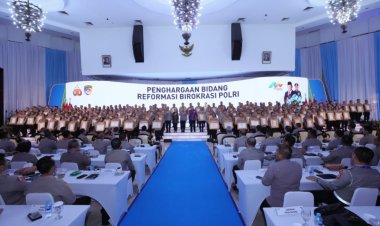 Polda Kalsel Berhasil Raih Predikat A Dengan 12 Penghargaan Di Acara Musrenbang Polri