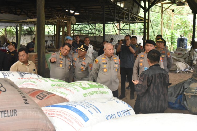 Dukung Program Ketahan Pangan, Kapolda Kalsel Tinjau Gudang Penyimpanan Jagung Di Tanah Laut