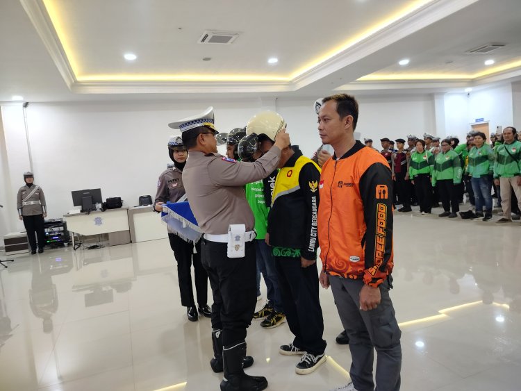 Ditlantas Polda Kalsel Silaturahmi Bersama Ojol, Kombes Pol Fahri: Bentuk Silaturahmi Bersama Teman Ojek Online