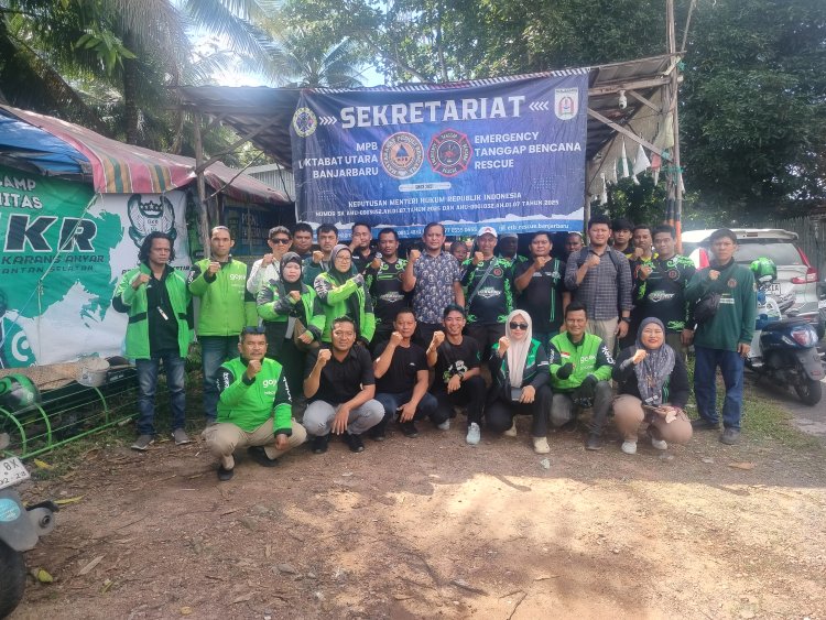 Polda Kalsel Berbagi, ETB Rescue Terima 30 Paket Sembako Melalui Polres Banjarbaru
