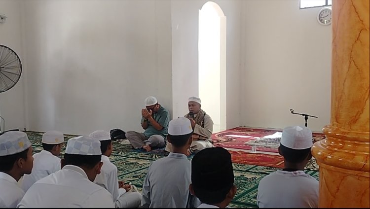 Makna Berbagi 10 Muharram Yayasan Borneo Lestari Berbagi Di Pondok RMA Guntung Manggis
